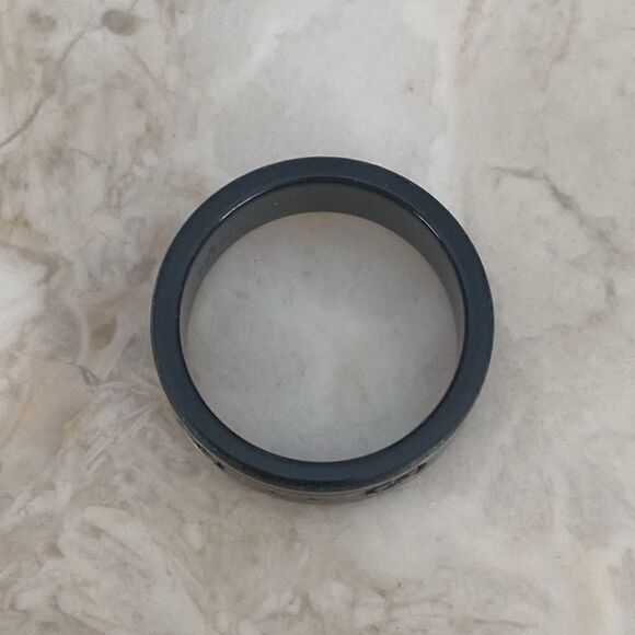 Gucci Icon Thin Band Synthetic Corundum & 18K White Gold - Picture 6 of 11